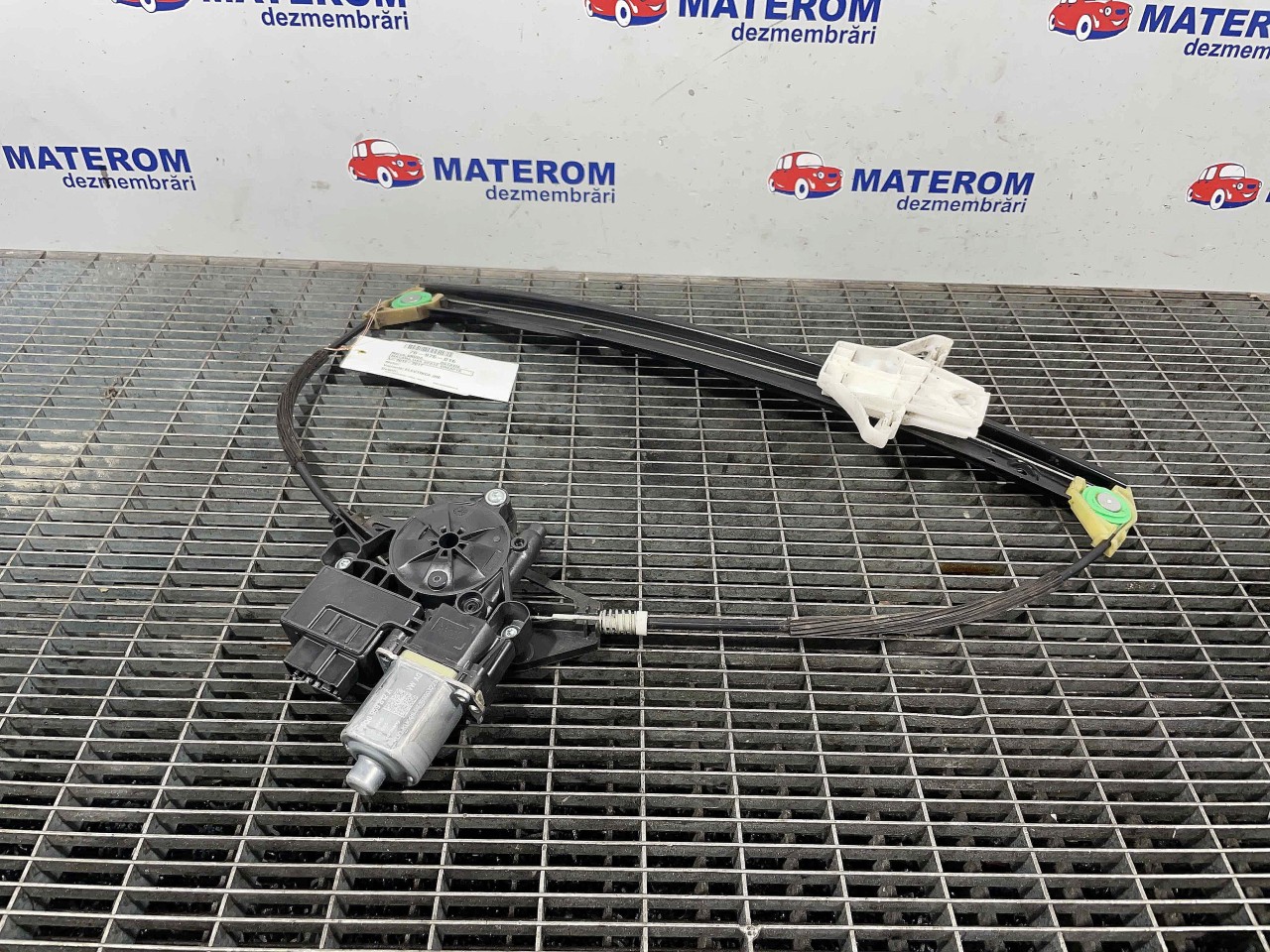 MACARA USA SPATE DREAPTA SKODA OCTAVIA - - (2012 2017)