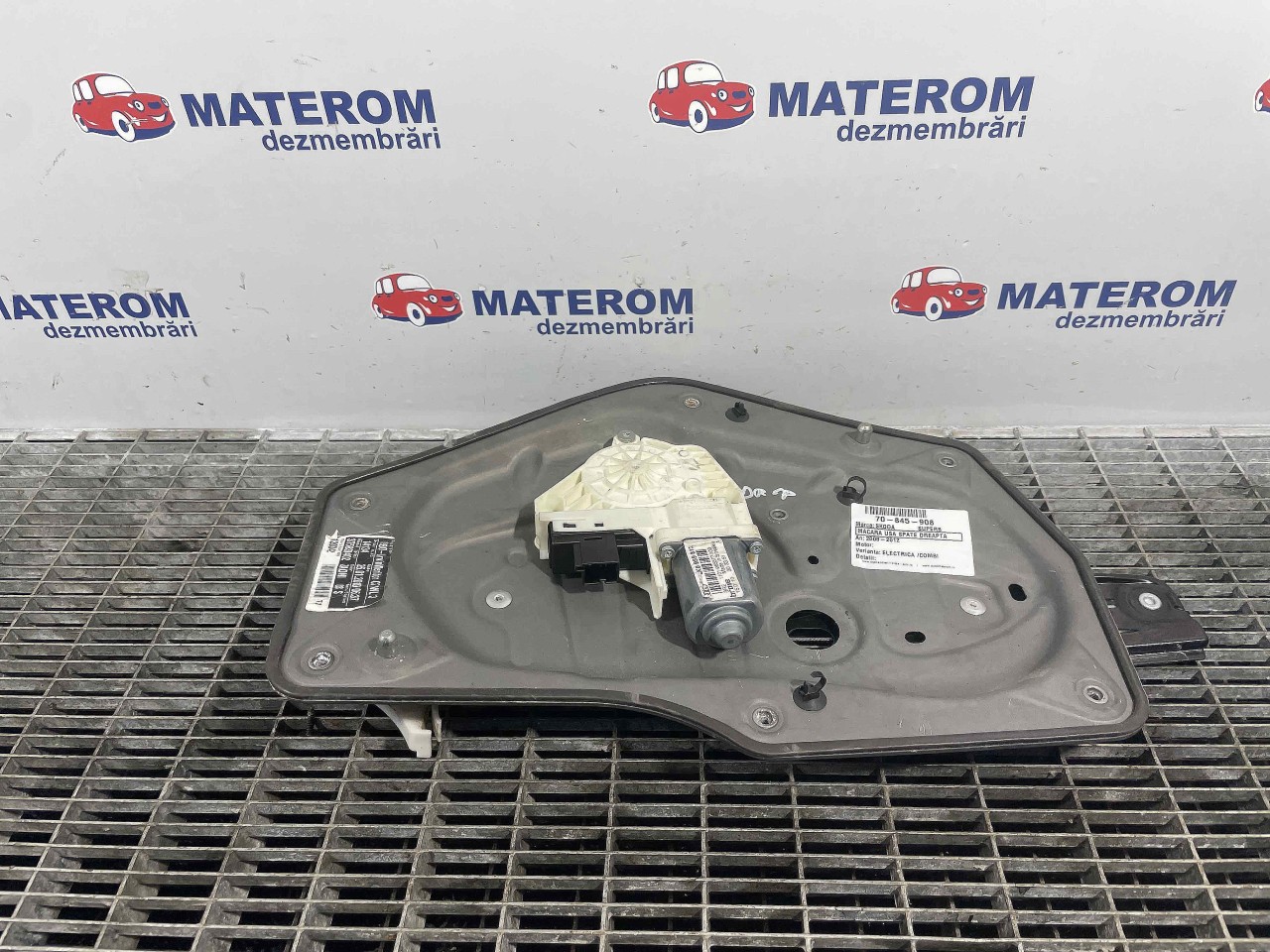 MACARA USA SPATE DREAPTA SKODA SUPERB - - (2008 2013)