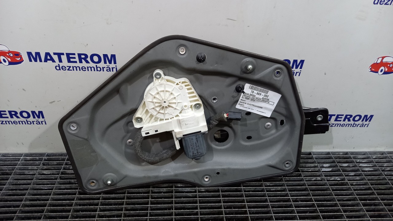 MACARA USA SPATE DREAPTA SKODA SUPERB SUPERB - - (2008 2013)
