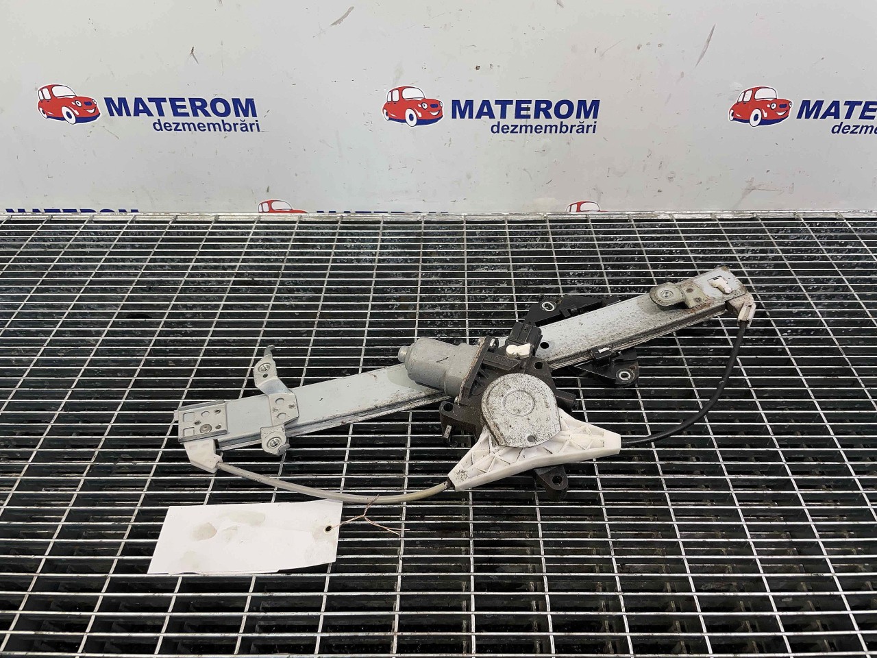 MACARA USA SPATE DREAPTA SUBARU FORESTER - - (2008 2013)