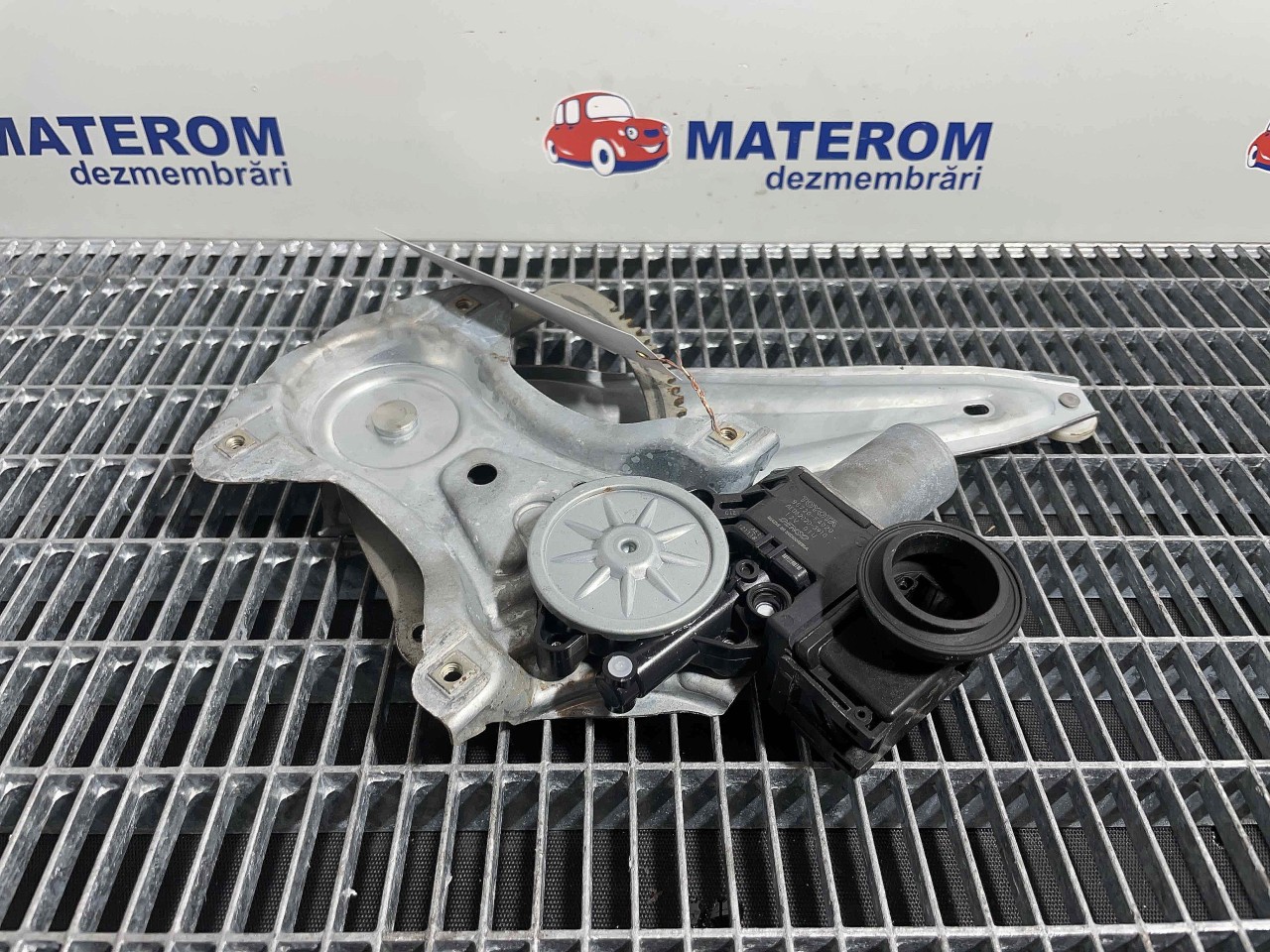 MACARA USA SPATE DREAPTA TOYOTA C-HR - - (2016 2020)
