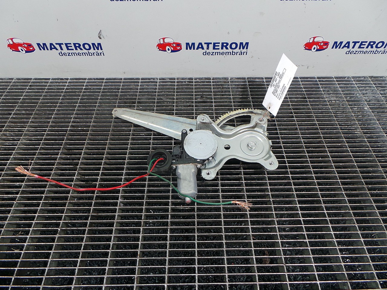 MACARA USA SPATE DREAPTA TOYOTA RAV4 RAV4 - - (2006 2012)