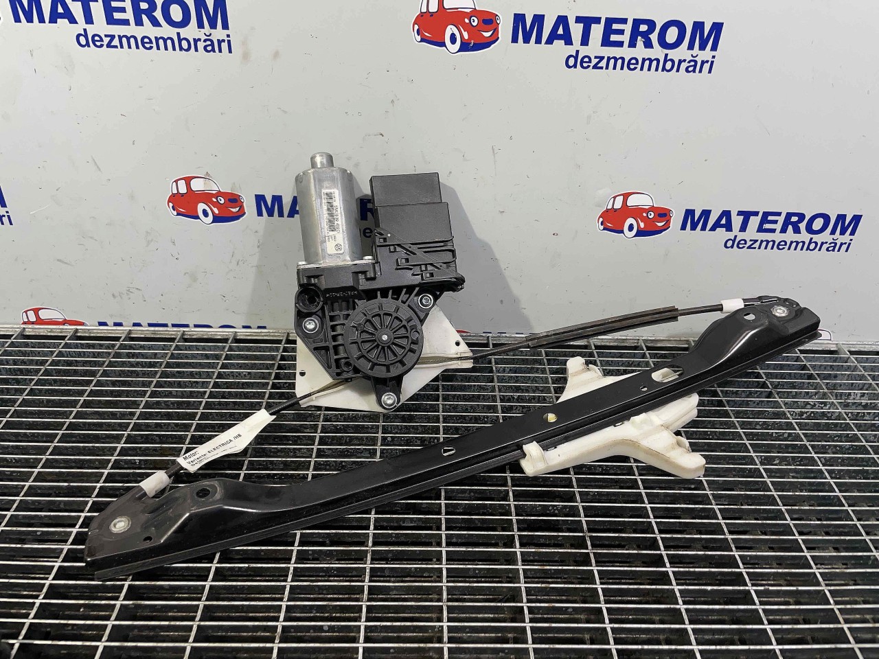 MACARA USA SPATE DREAPTA VW GOLF PLUS - - (2005 2008)