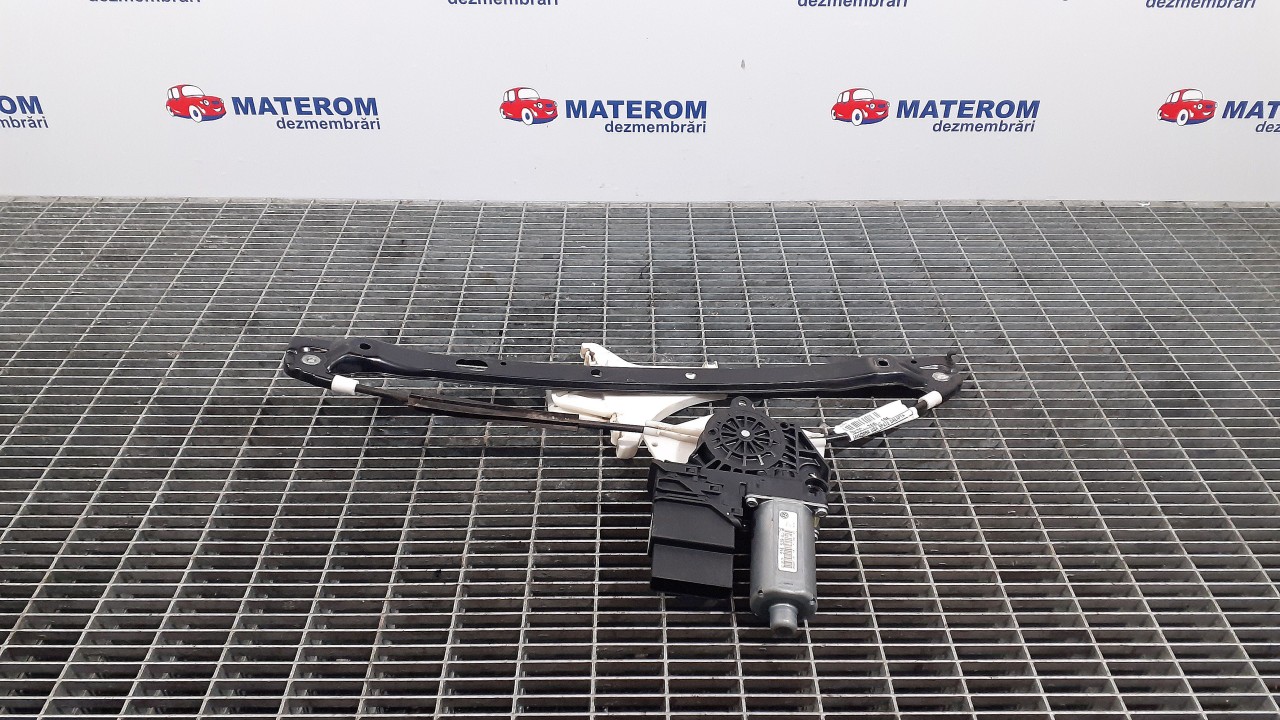 MACARA USA SPATE DREAPTA VW GOLF V PLUS - - (2005 2008)