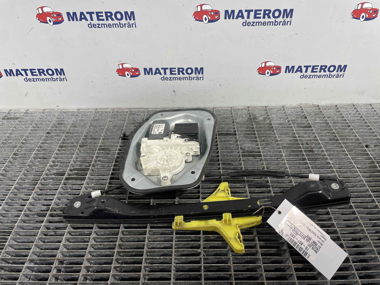 MACARA USA SPATE DREAPTA VW JETTA III - 