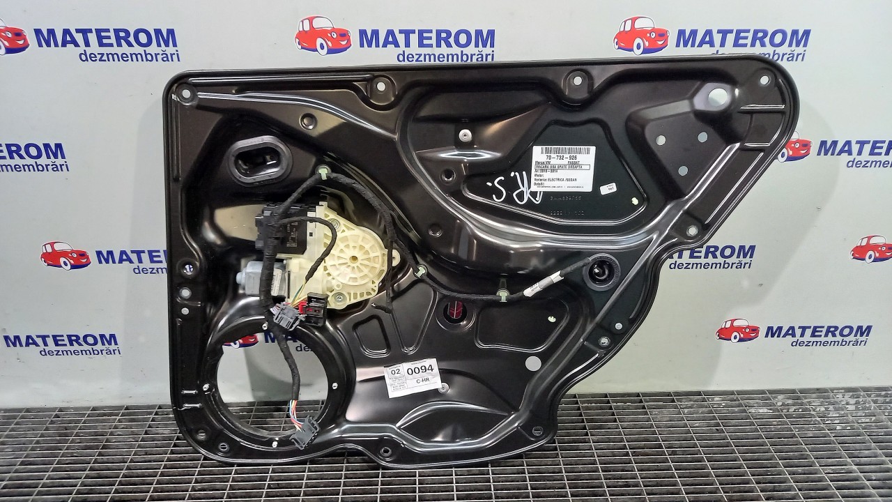 MACARA USA SPATE DREAPTA VW PASSAT - - (2010 2014)