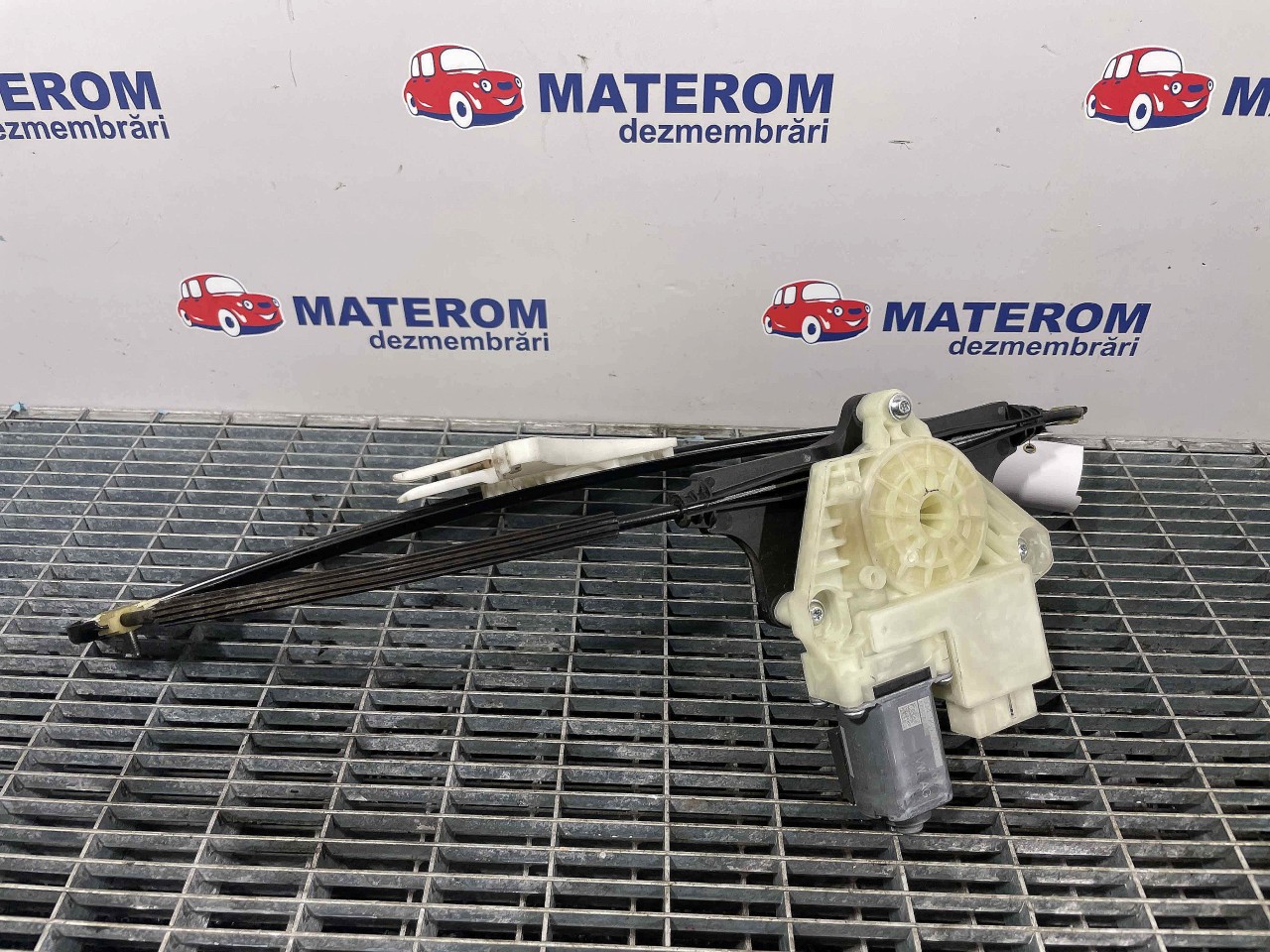 MACARA USA SPATE DREAPTA VW PASSAT PASSAT - - (2014 2019)
