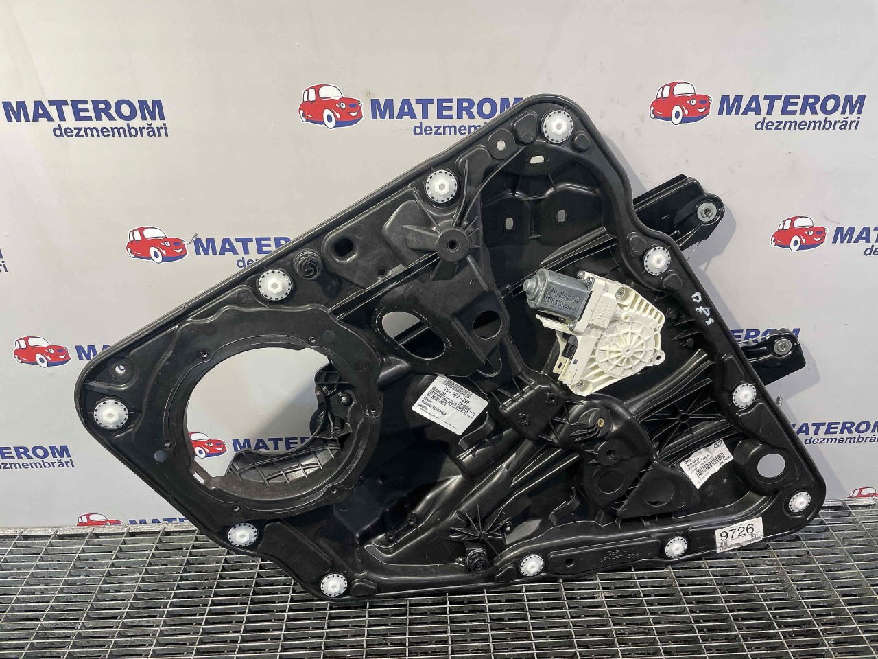 MACARA USA SPATE DREAPTA VW TOUAREG - - (2010 2018)