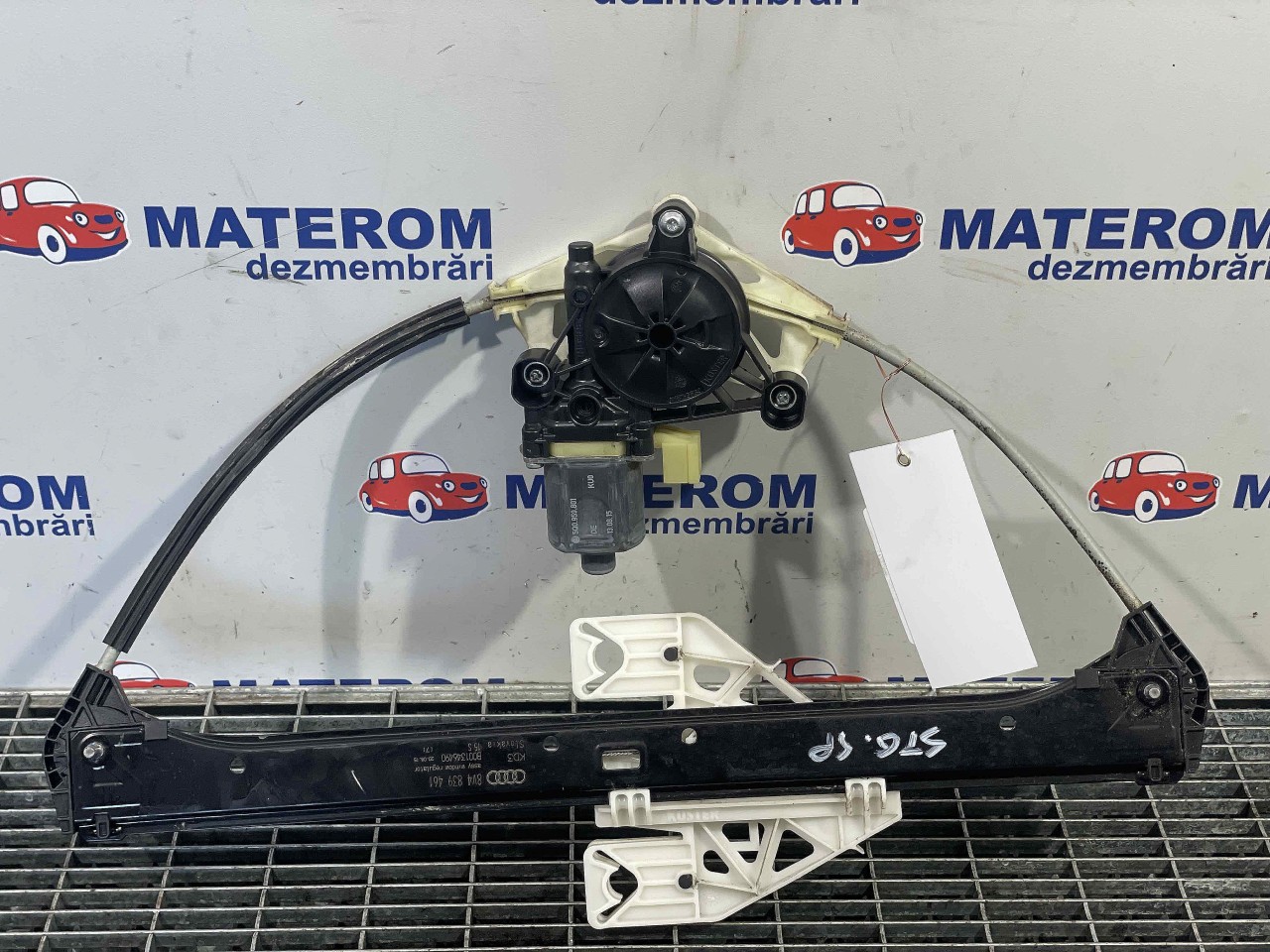 MACARA USA SPATE STANGA AUDI A3 - - (2012 2016)