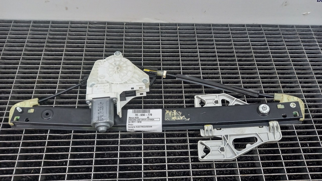 MACARA USA SPATE STANGA AUDI A5 - - (2011 2016)