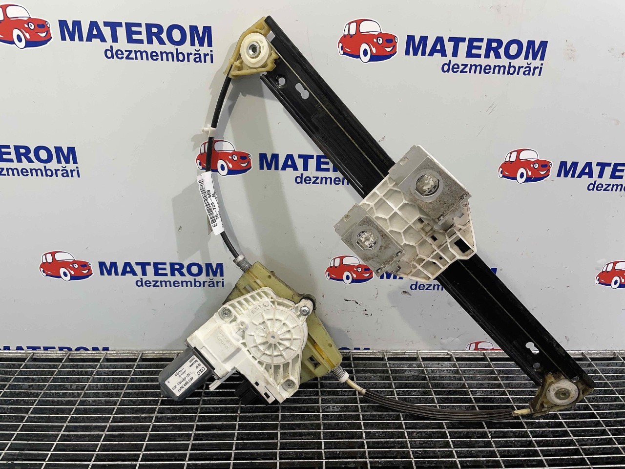 MACARA USA SPATE STANGA AUDI A6 A6 - - (2004 2009)