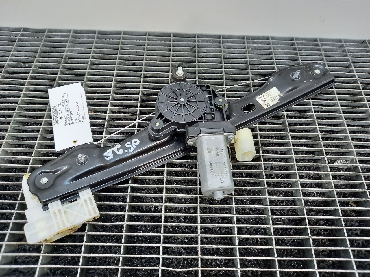 MACARA USA SPATE STANGA BMW SERIA 1 F20 - - (2015 2019)