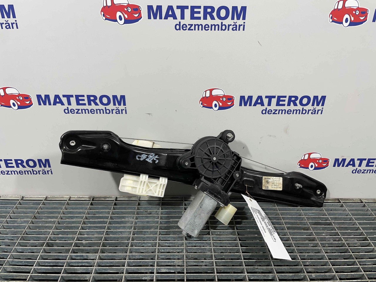 MACARA USA SPATE STANGA BMW SERIA 3 F 30 SERIA 3 F 30 - - (2011 2018)
