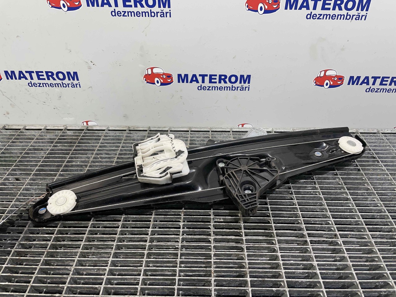 MACARA USA SPATE STANGA BMW X3 - - (2010 2017)