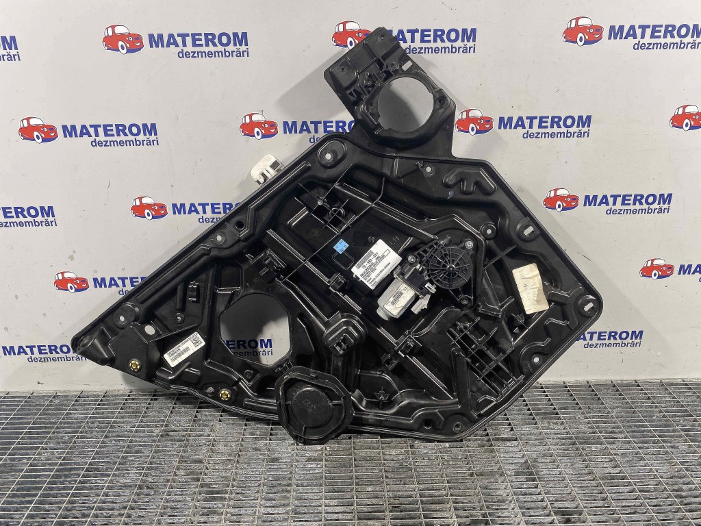 MACARA USA SPATE STANGA CHRYSLER 300C - 
