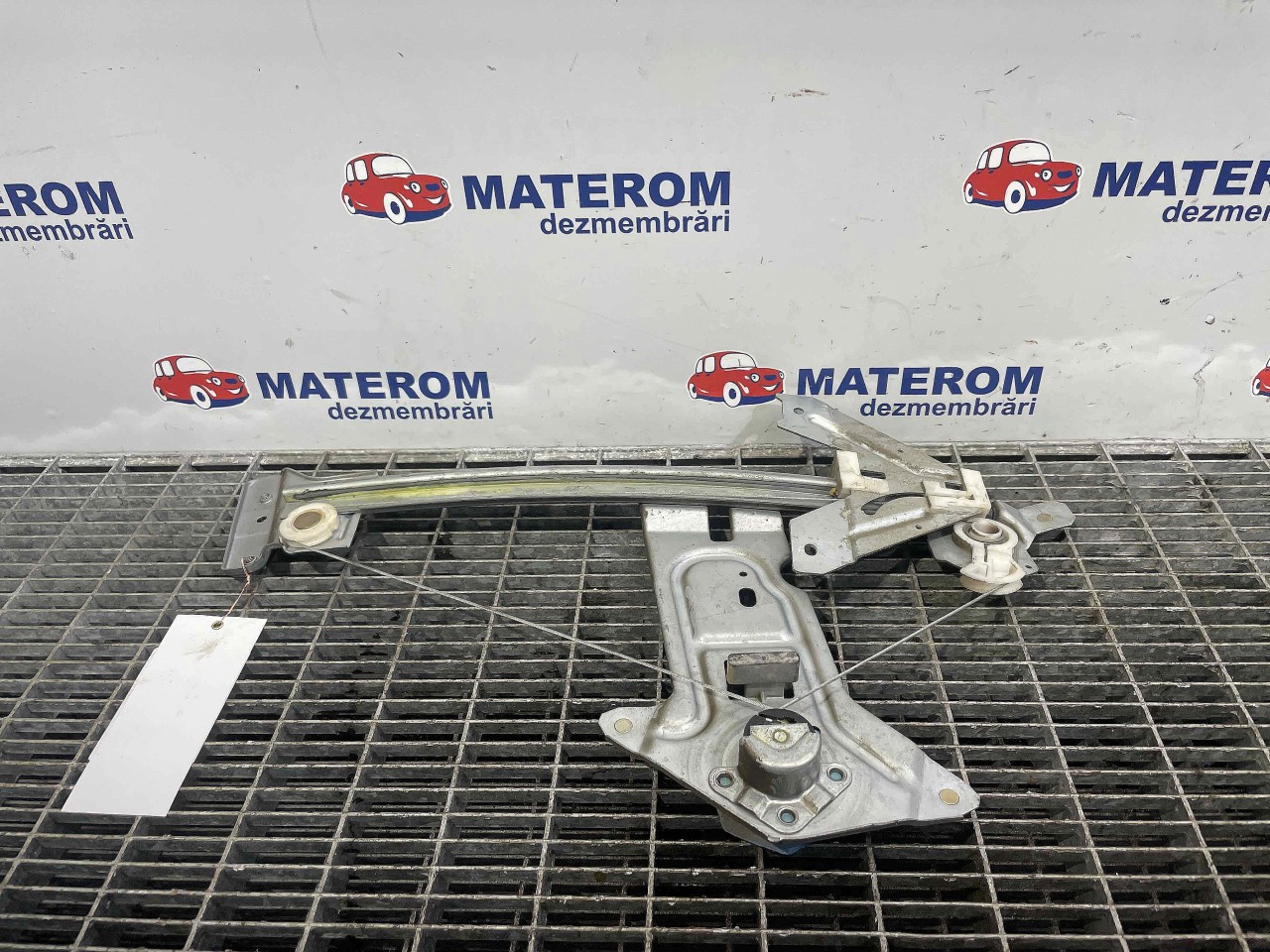 MACARA USA SPATE STANGA CITROEN XSARA - - (1997 2005)