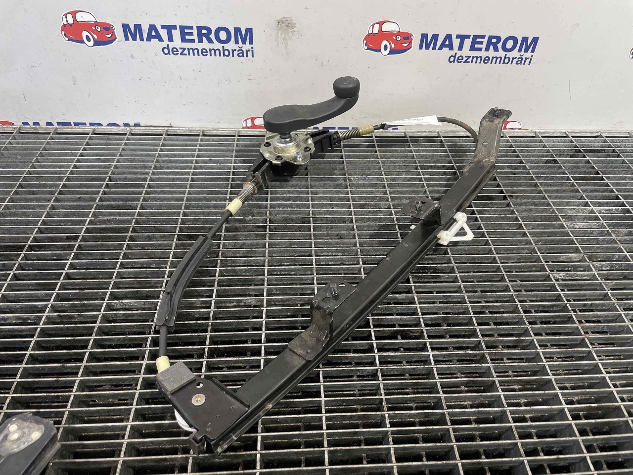 MACARA USA SPATE STANGA FIAT ALBEA - - (2006 2012)