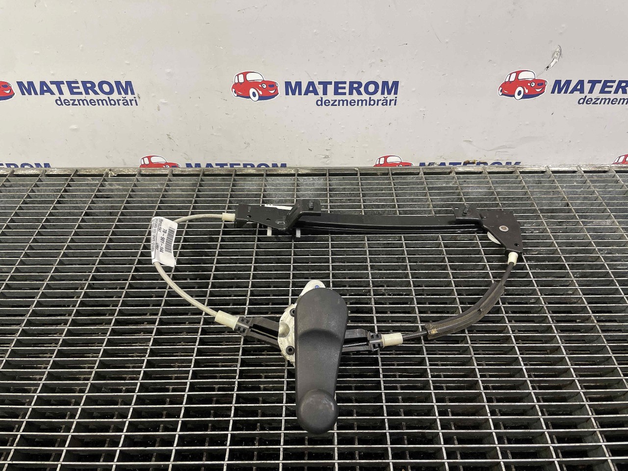 MACARA USA SPATE STANGA FIAT LINEA - - (2007 2012)
