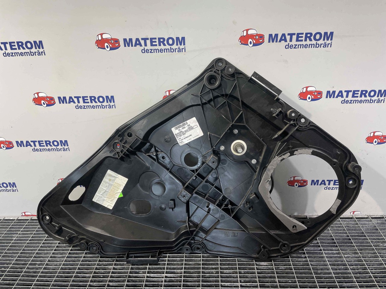 MACARA USA SPATE STANGA FORD FIESTA FIESTA - - (2008 2012)
