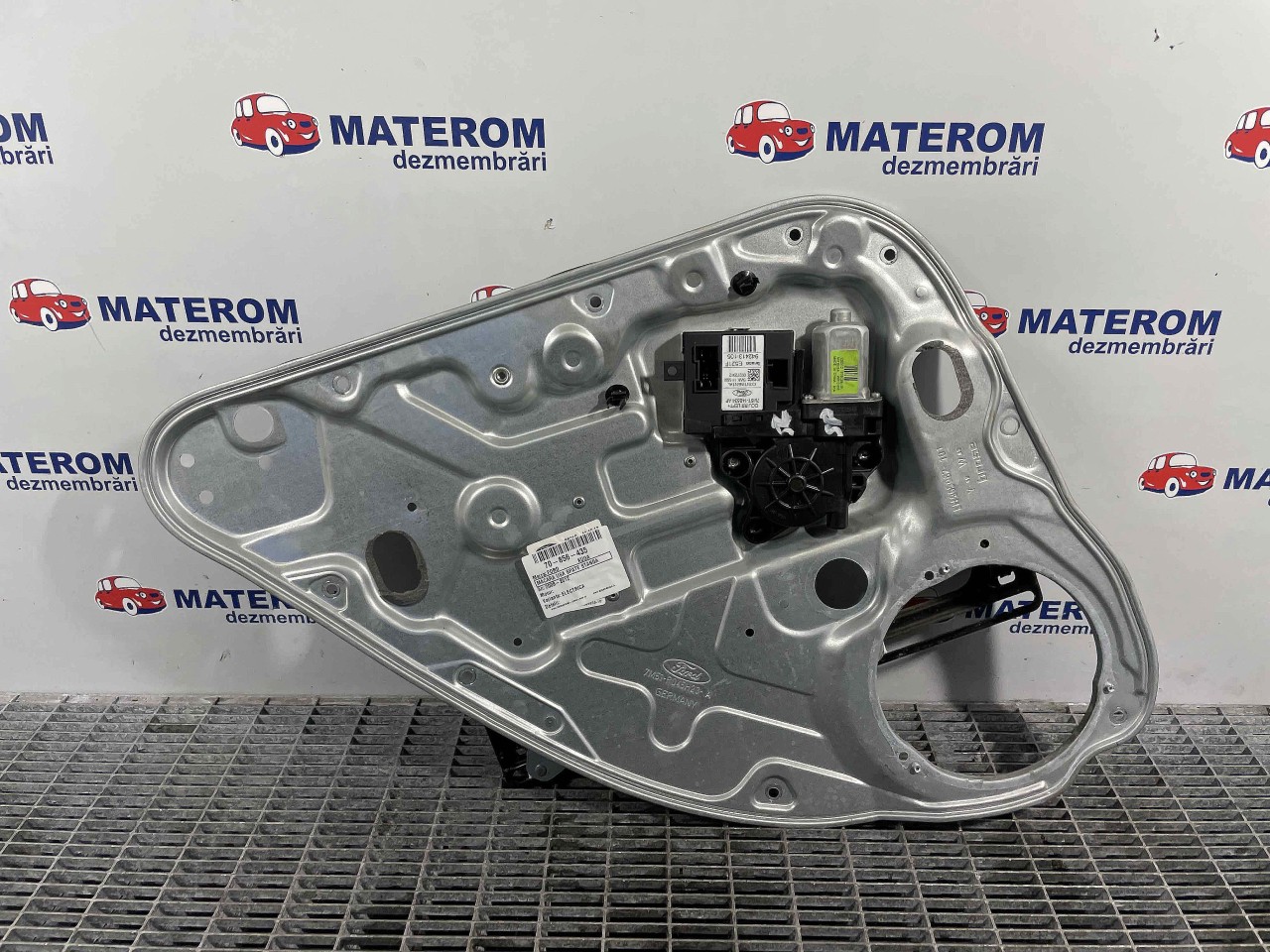 MACARA USA SPATE STANGA FORD KUGA KUGA - - (2008 2012)