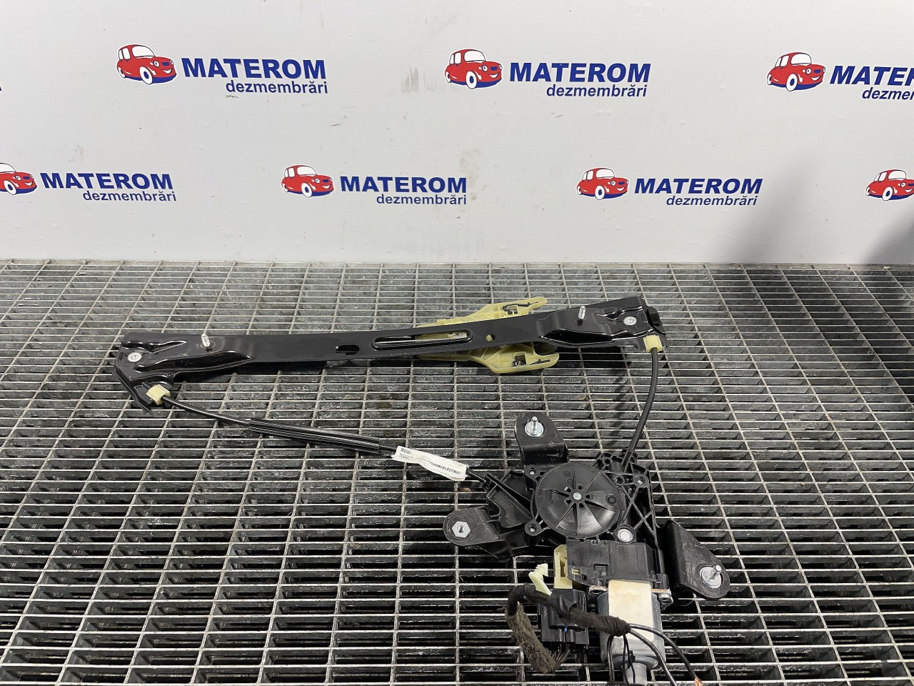 MACARA USA SPATE STANGA FORD MONDEO - - (2014 2019)