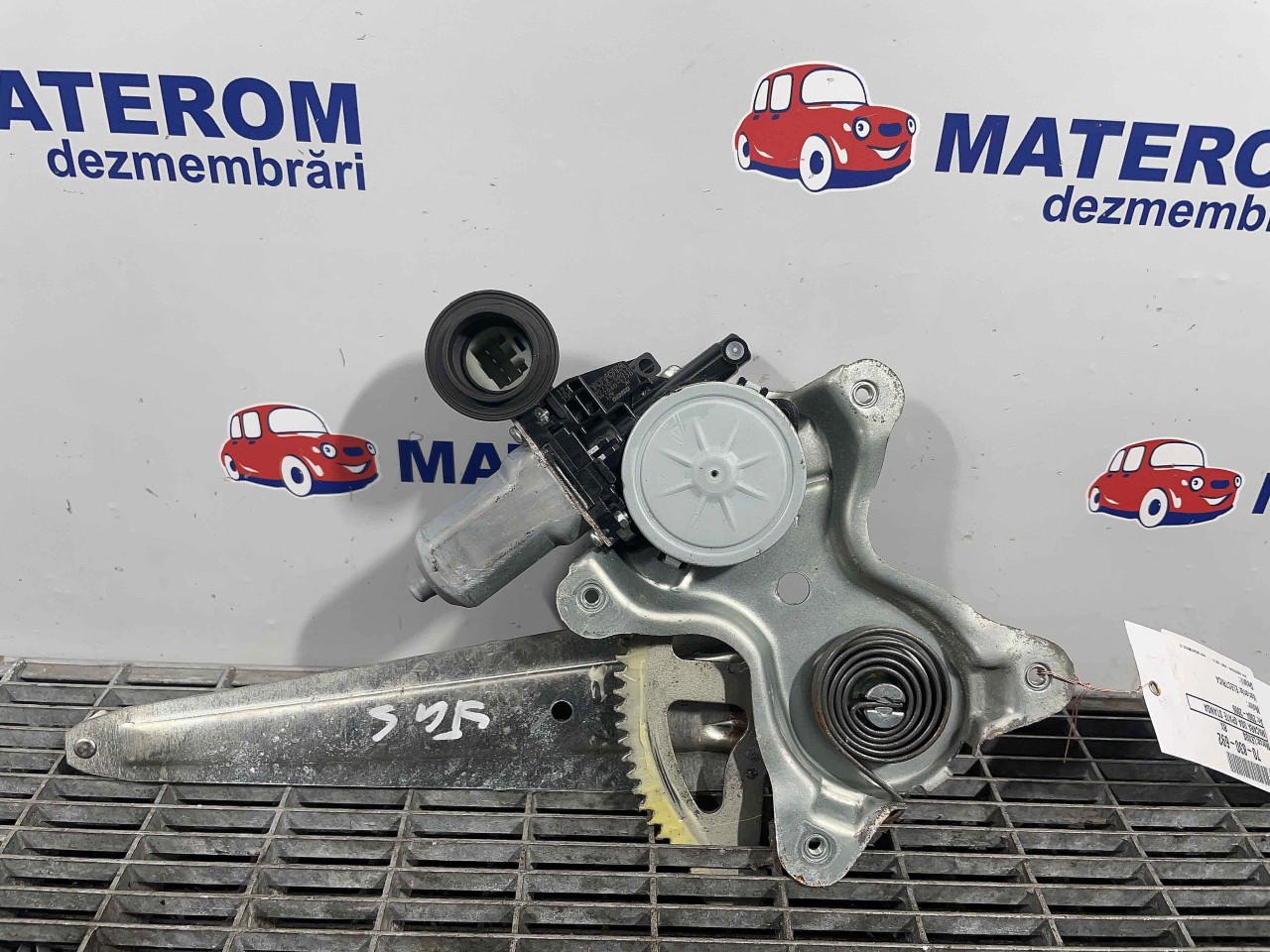MACARA USA SPATE STANGA LEXUS RX - - (20