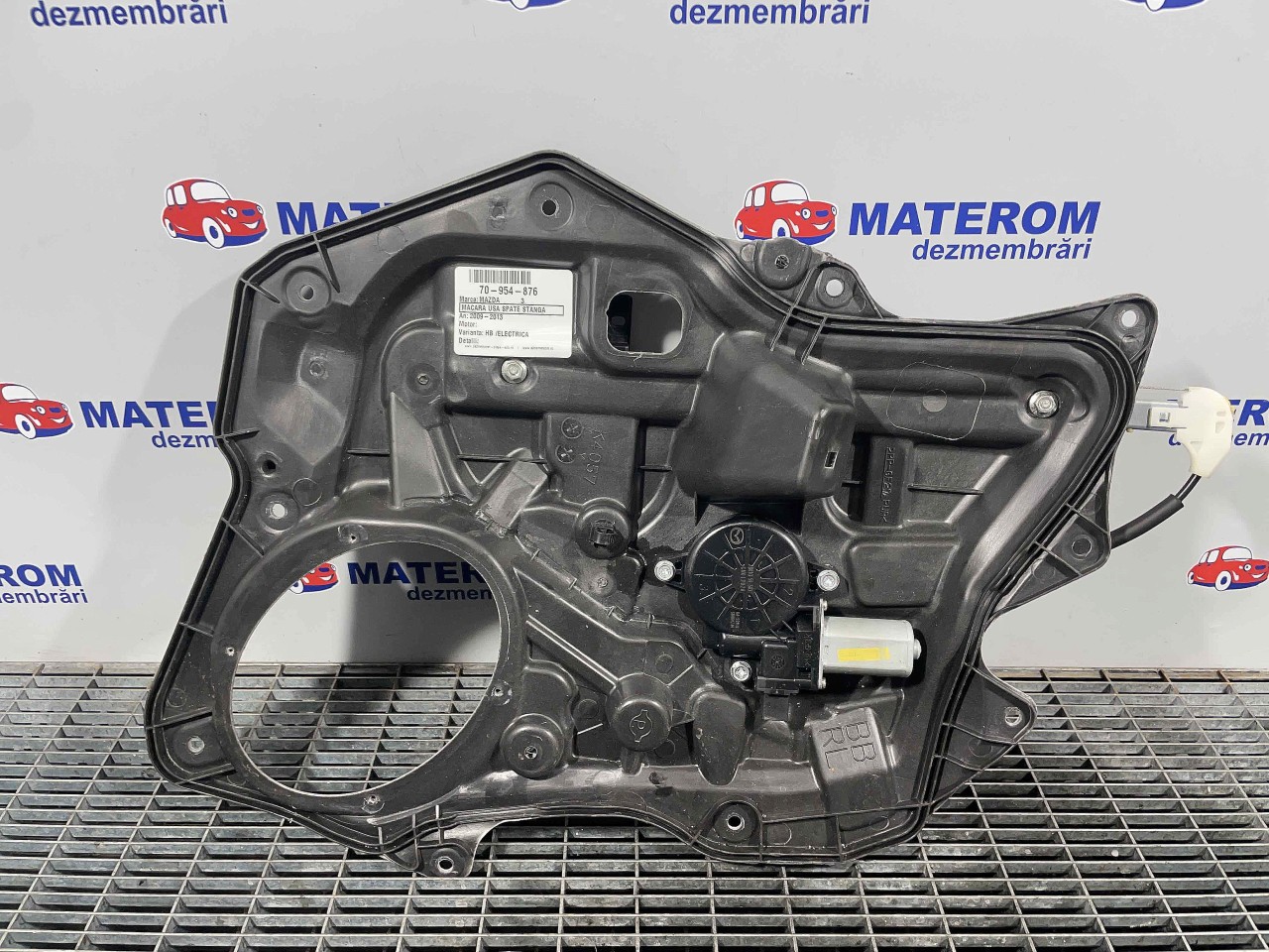 MACARA USA SPATE STANGA MAZDA 3 - - (2009 2013)