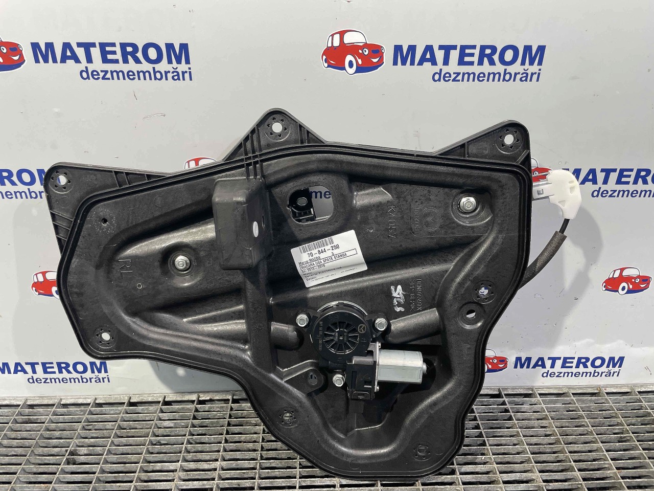 MACARA USA SPATE STANGA MAZDA 3 3 - - (2013 2018)