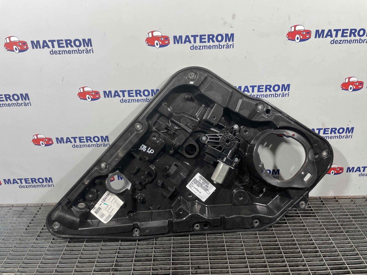 MACARA USA SPATE STANGA MERCEDES A-CLASS - - (2012 2018)
