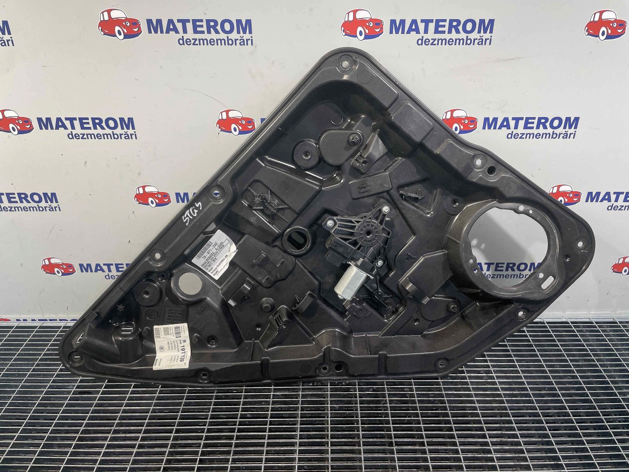 MACARA USA SPATE STANGA MERCEDES B-CLASS B-CLASS - - (2011 2018)