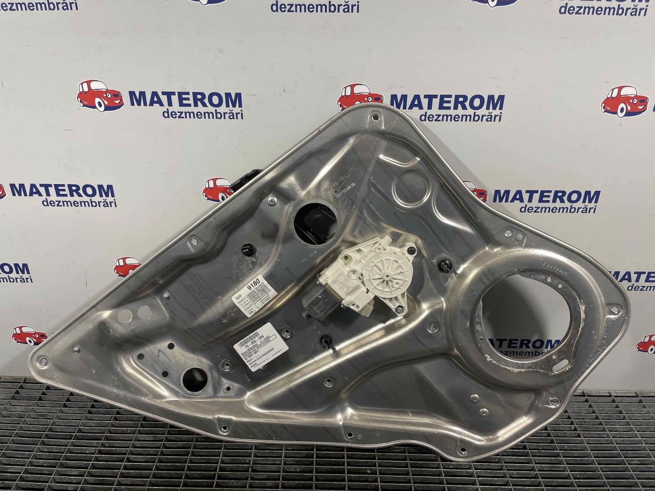 MACARA USA SPATE STANGA MERCEDES C-CLASS C-CLASS - - (2007 2011)