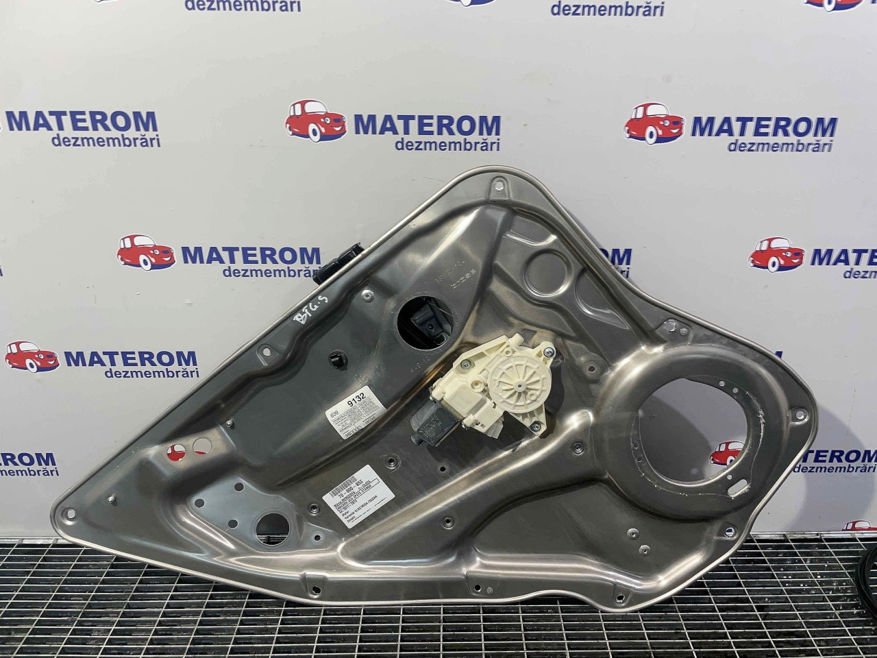 MACARA USA SPATE STANGA MERCEDES C-CLASS C-CLASS - - (2011 2014)