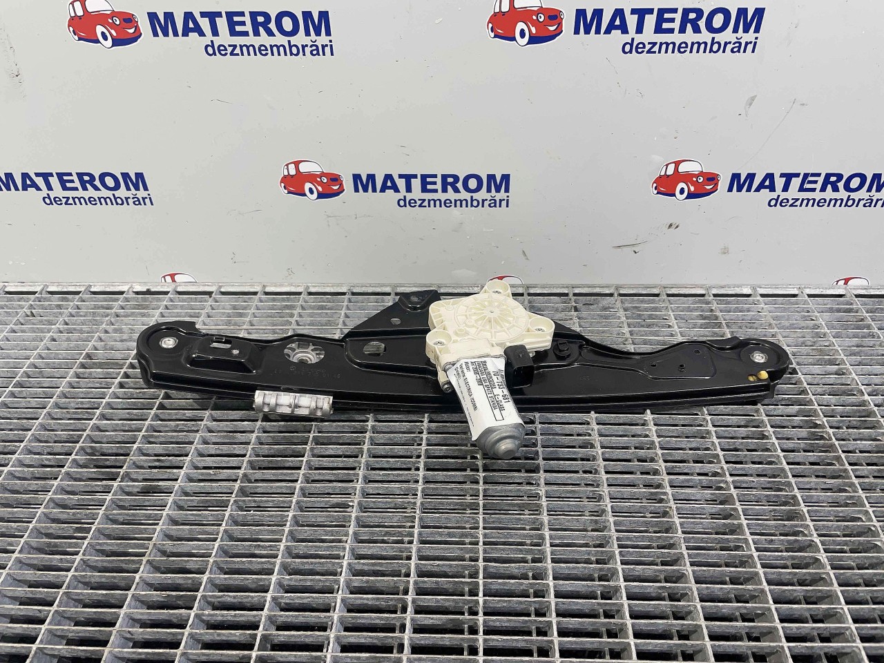 MACARA USA SPATE STANGA MERCEDES E-CLASS E-CLASS - - (2005 2009)