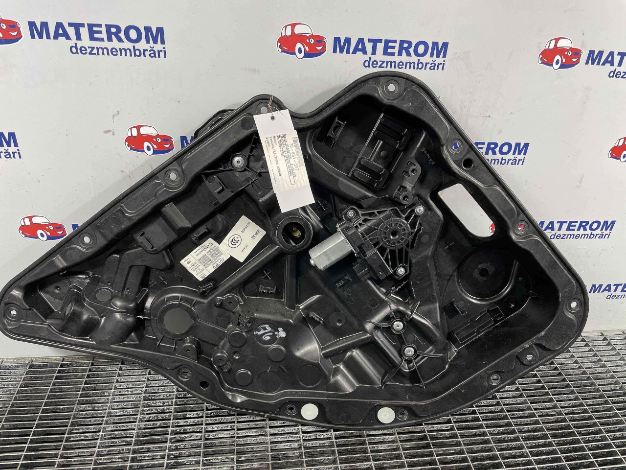 MACARA USA SPATE STANGA MERCEDES E-CLASS E-CLASS - - (2016 2020)
