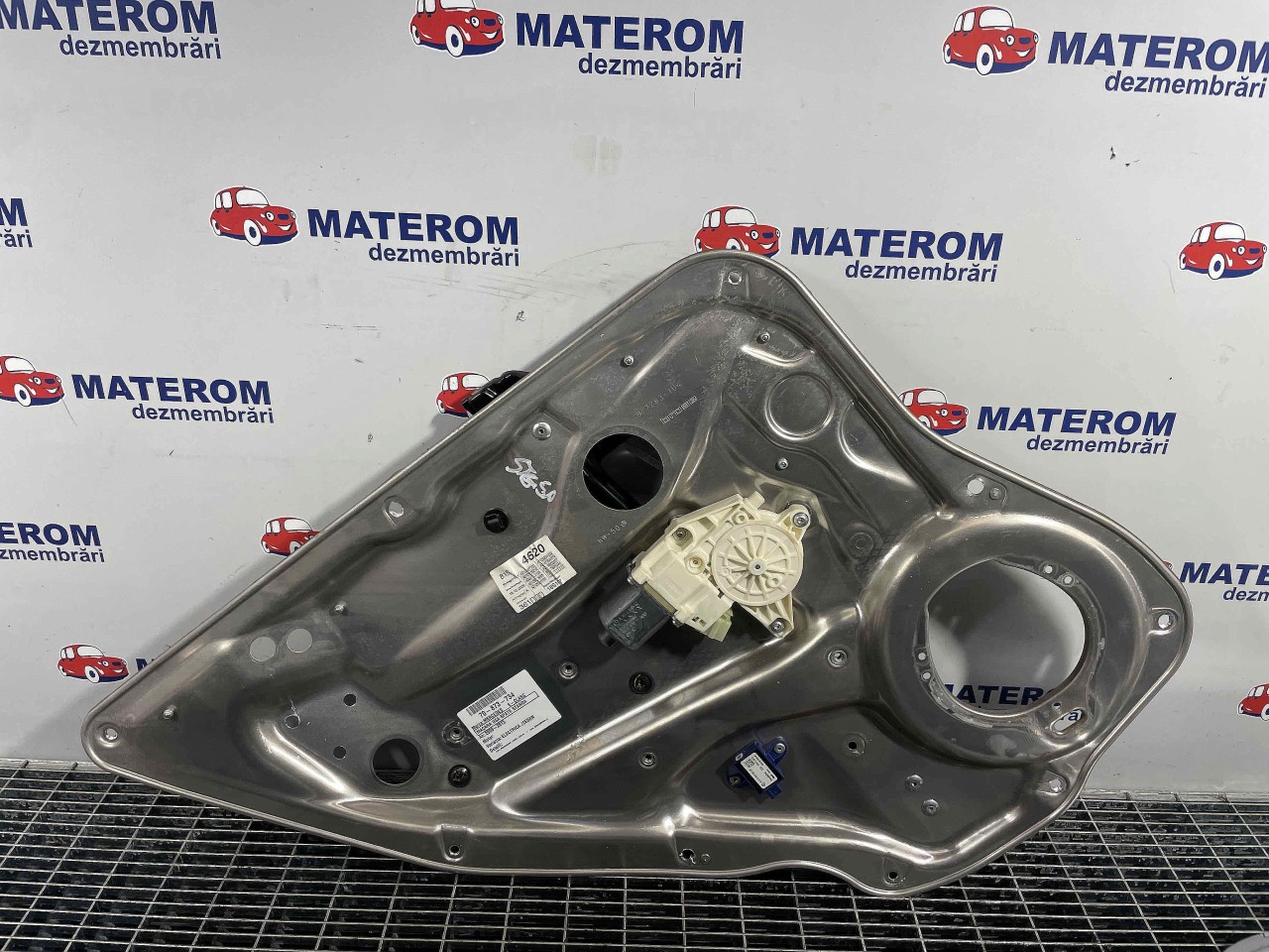 MACARA USA SPATE STANGA MERCEDES E-CLASS E-CLASS - - (2009 2013)