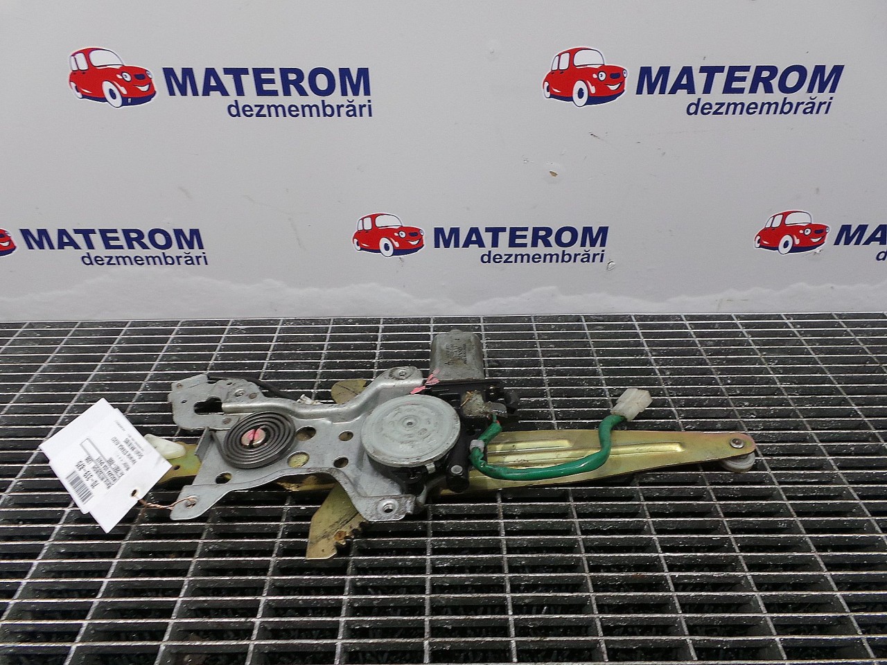 MACARA USA SPATE STANGA MITSUBISHI L200 - - (2001 2005)
