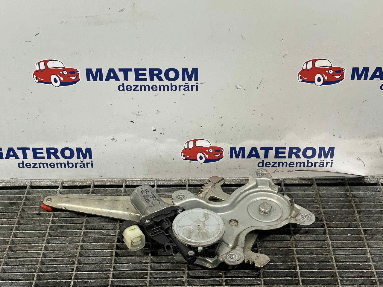 MACARA USA SPATE STANGA MITSUBISHI L200 L200 - - (2006 2010)