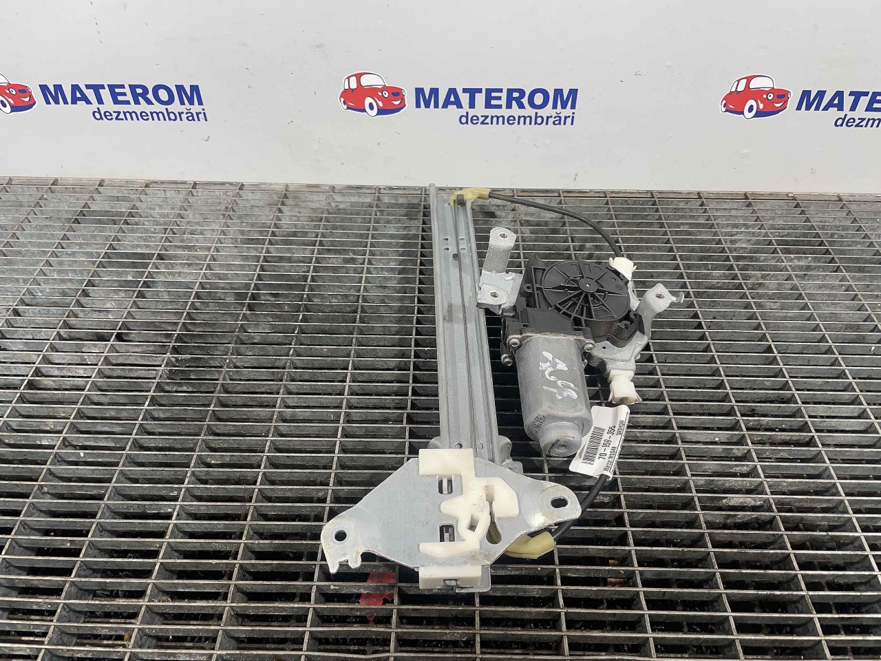 MACARA USA SPATE STANGA NISSAN QASHQAI QASHQAI - - (2010 2014)