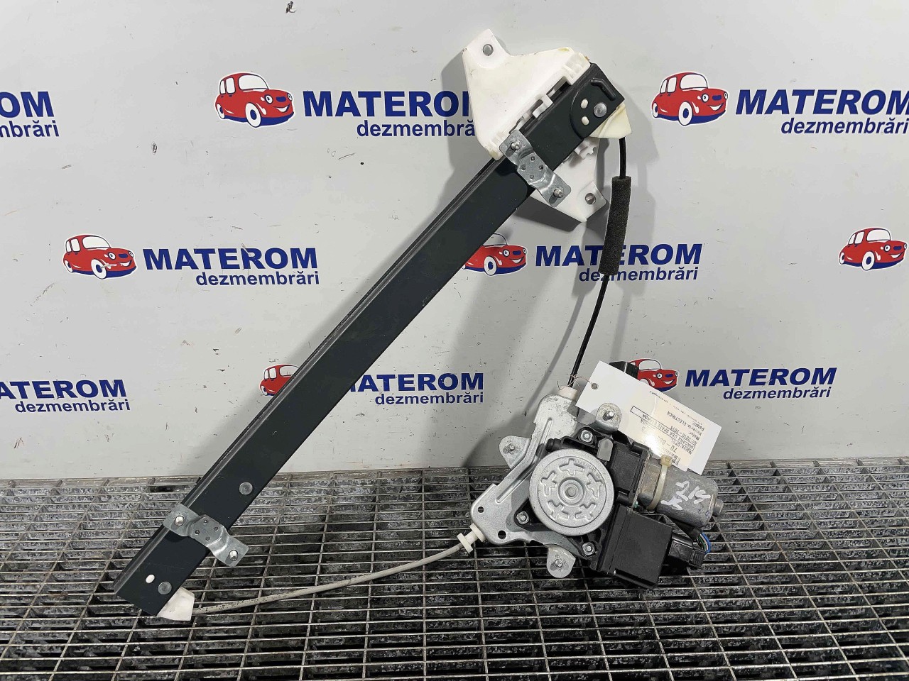 MACARA USA SPATE STANGA OPEL ANTARA - - (2010 2015)