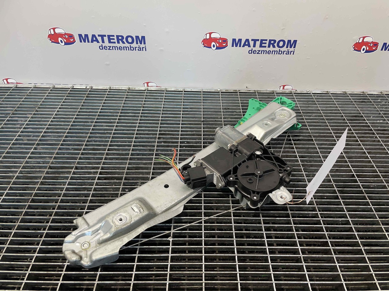 MACARA USA SPATE STANGA OPEL ASTRA J ASTRA J - - (2009 2012)
