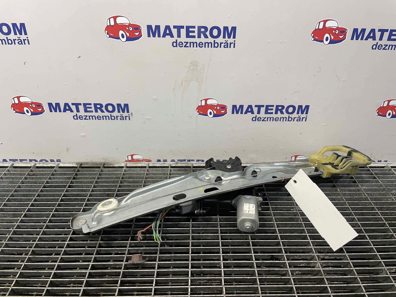 MACARA USA SPATE STANGA OPEL ASTRA K - - (2015 2021)