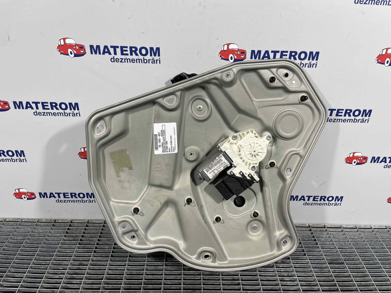 MACARA USA SPATE STANGA SKODA OCTAVIA - - (2004 2009)
