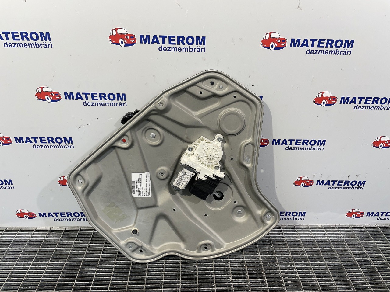 MACARA USA SPATE STANGA SKODA OCTAVIA OCTAVIA - - (2009 2012)