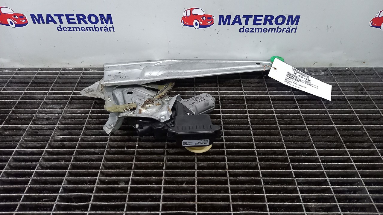 MACARA USA SPATE STANGA TOYOTA AURIS AURIS - - (2010 2012)
