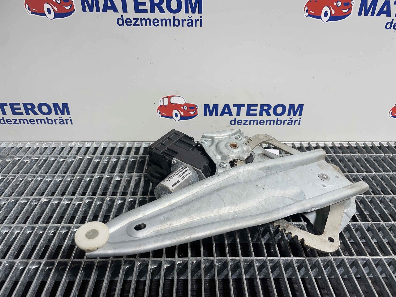 MACARA USA SPATE STANGA TOYOTA C-HR - - 