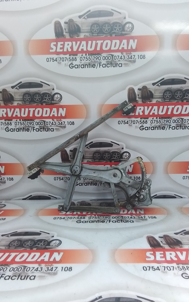 Macara usa spate stanga Toyota Corolla (2001-2007) 1.8 Benzina 2007