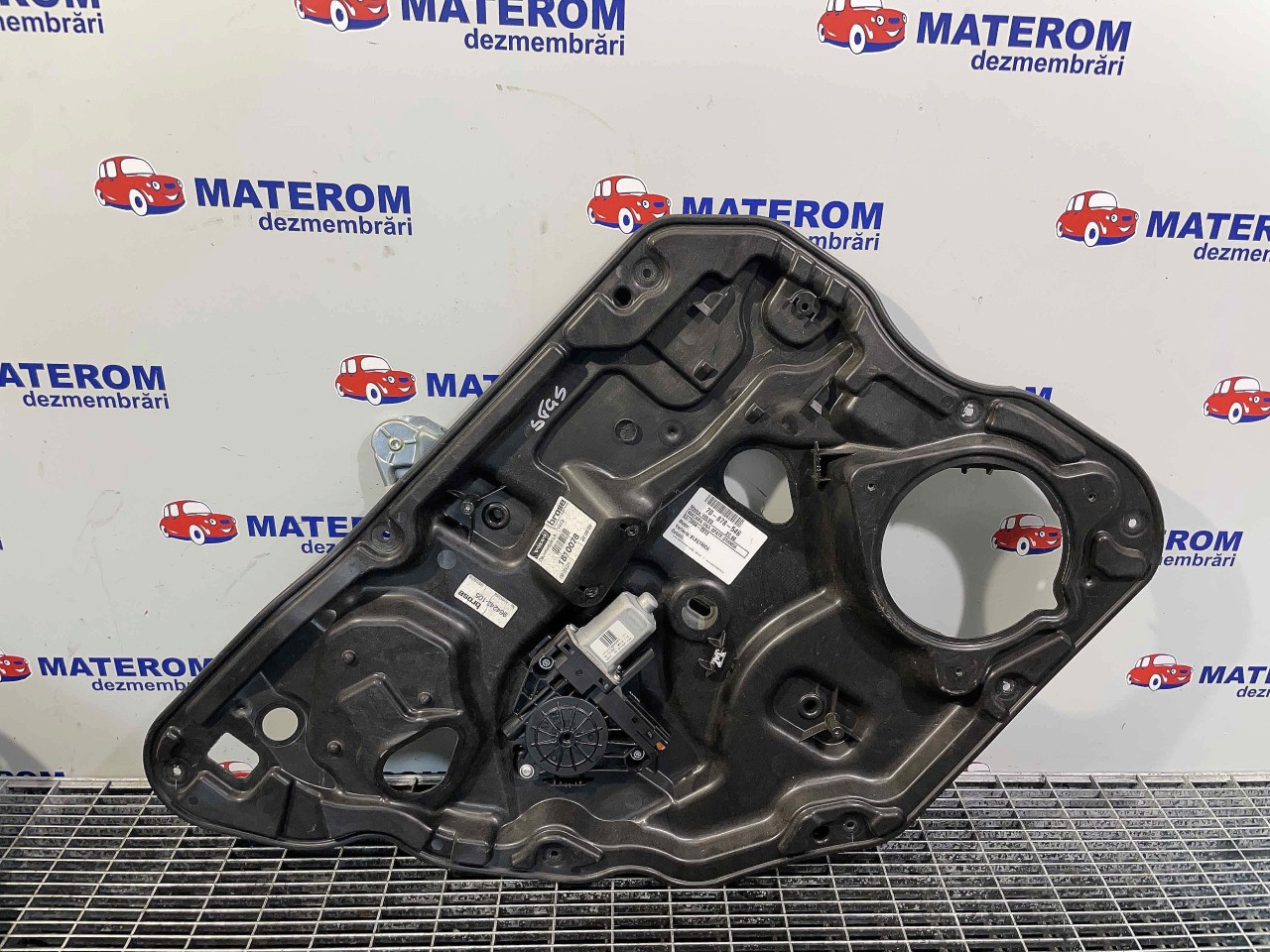 MACARA USA SPATE STANGA VOLVO XC 60 XC 60 - - (2008 2013)