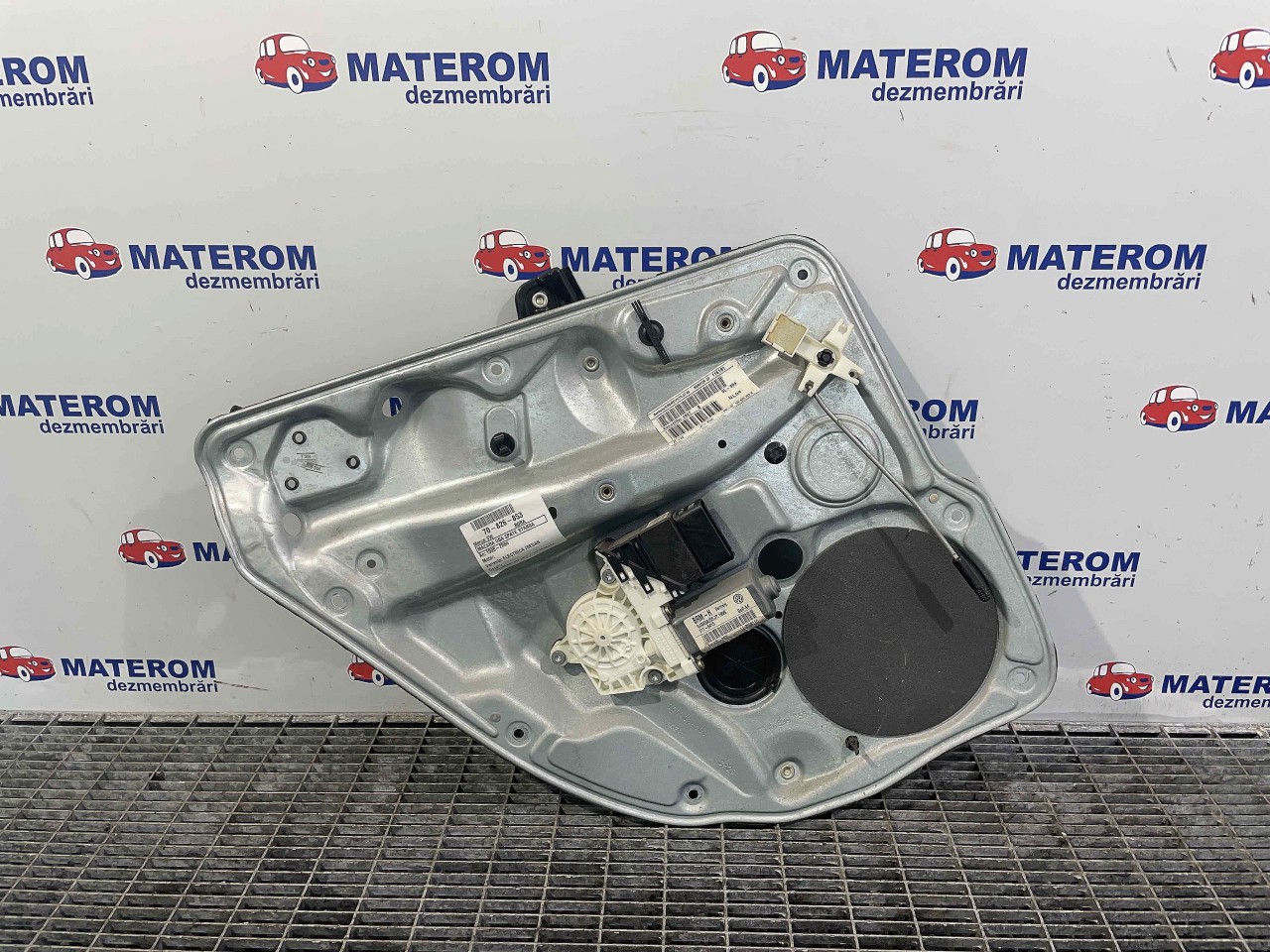 MACARA USA SPATE STANGA VW BORA - - (1998 2004)