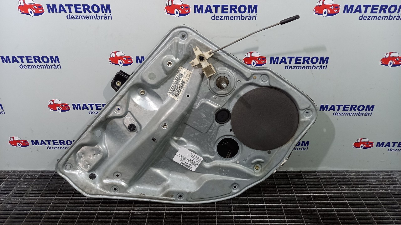 MACARA USA SPATE STANGA VW GOLF IV - - (1998 2004)