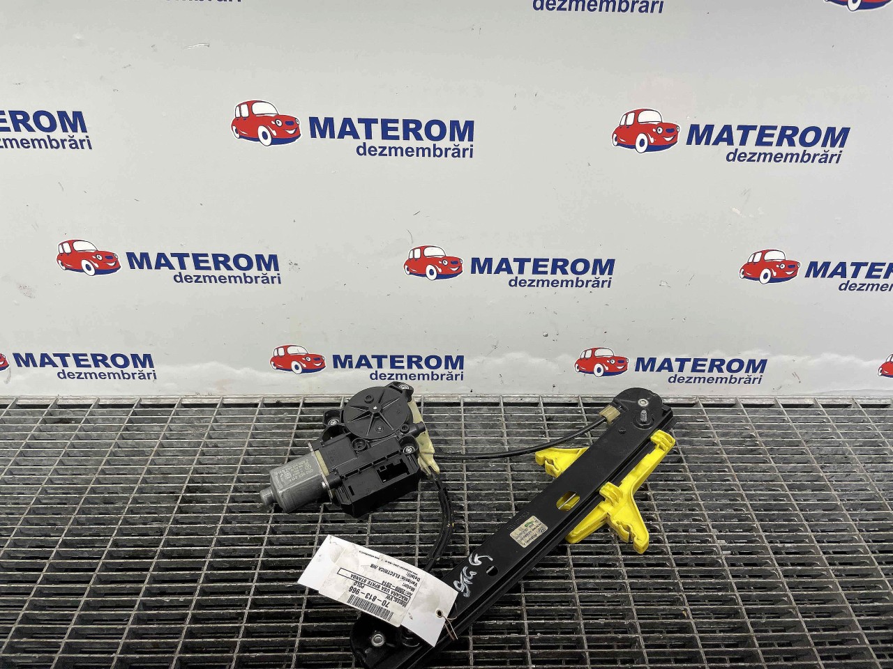 MACARA USA SPATE STANGA VW POLO - - (2009 2014)
